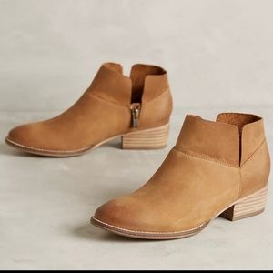 Seychelles Tan Leather snare ankle booties Boots 8.5